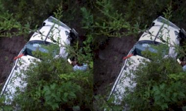 चमोली:देवाल -मुन्दोली मोटरमार्ग पर वाहन दुर्घटनाग्रस्त