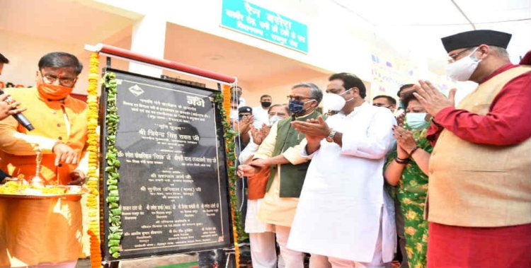 सीएम त्रिवेन्द्र ने किया 1.48 करोड़ की लागत के रैन बसेरे का उद्घाटन 