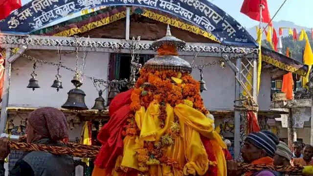 उत्तराखंड:मार्केण्डेय मंदिर के गर्भगृह में विराजमान हुए भगवान तुंगनाथ