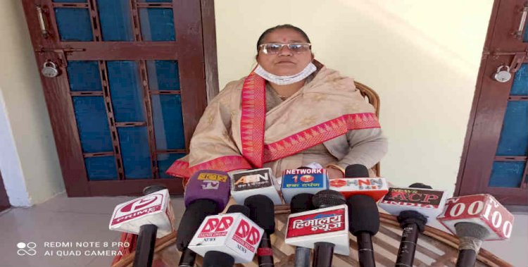 अपने बयान पर विधायक मुन्नीदेवी शाह ने दी सफाई, पूर्व विधायक जीतराम पर किए कड़े प्रहार, देखें वीडियो