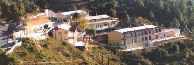 श्रीदेव सुमन विवि के कुलसचिव के सरकारी कार्यो पर रोक