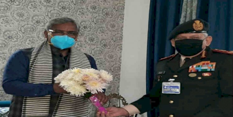 सीएम से मिले सीडीएस जनरल विपिन रावत,कुशलक्षेम जानी