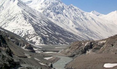 खतरनाक तरीके से खिसक रहे हैं उत्तराखंड में ग्लेशियर