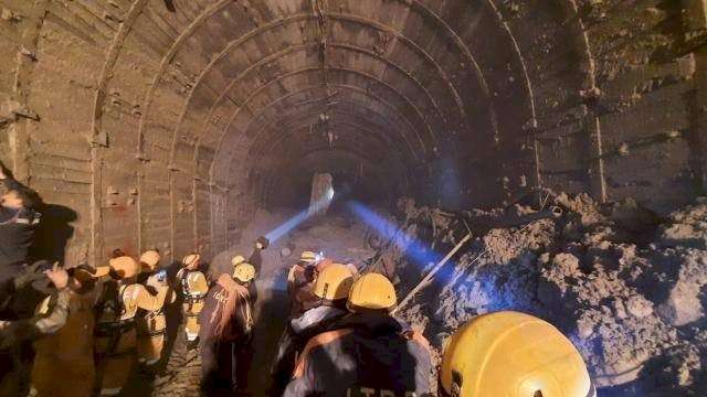 ऋषिगंगा आपदा: नदी के बढ़ते जल स्तर ने बढ़ाई पेरशानी, रेस्क्यू का रोकने के बाद फिर शुरू