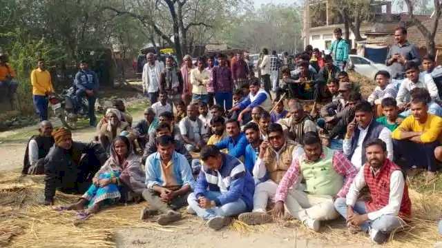 Unnao Case: संदिग्ध हालत में जंगल में बंधी मिली  तीन लड़कियां,  दो की मौत, एक की हालत गंभीर