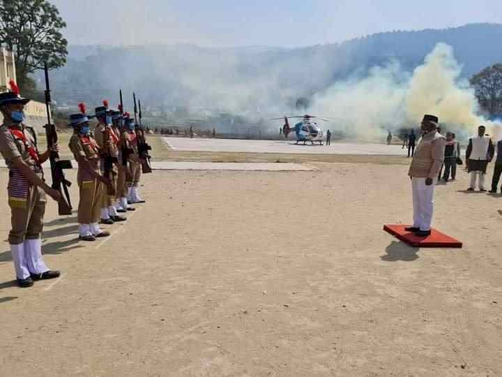 मदन कौशिक को गार्ड ऑफ ऑनर देने पर बवाल