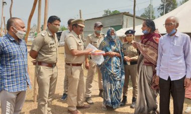 Maha Kumbh 2021: अर्ध कुंभ में लापता हुई अम्मा महाकुंभ में मिली..परिजनों की भर आईं आखें