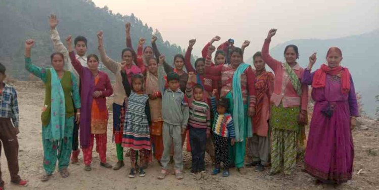 सतपाल महाराज के खिलाफ मातृशक्ति का प्रदर्शन, दी ये चेतावनी