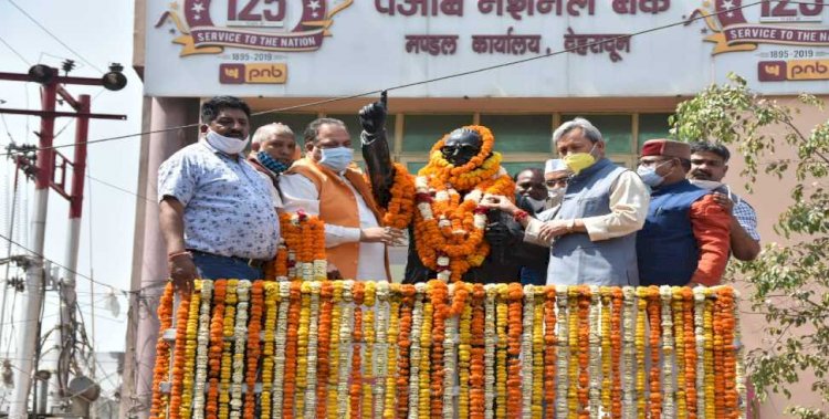 उत्तराखंड:सरकारी भूमि में बनी मलिन बस्तियों पर सीएम तीरथ ने की बड़ी घोषणा