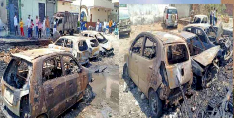 हल्द्वानी: आग से आधा दर्जन वाहन हुए खाक,  भूल से भी ऐसी जगह न करें वाहन पार्क