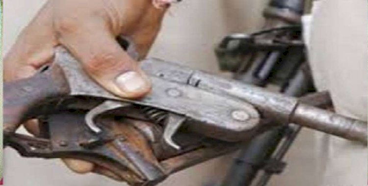 उत्तराखंड में पकड़ा गया अवैध हथियार बनाने का कारखाना, दो आरोपी गिरफ्तार