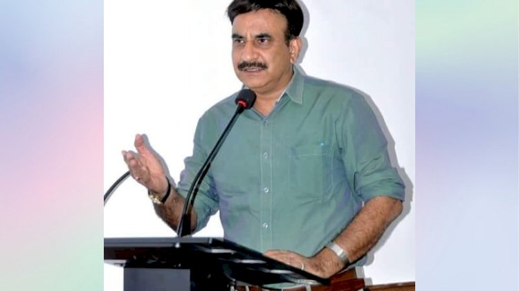 ब्रेकिंग: 48 घंटों के भीतर हटा दिए गए सीएम तीरथ के मीडिया सलाहकार दिनेश मानसेरा