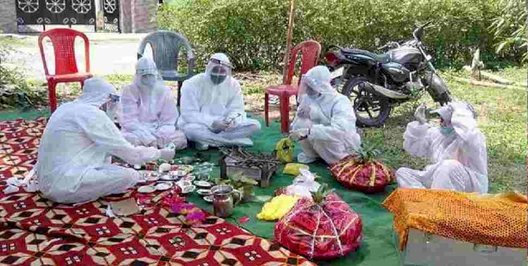 शादी के दिन दुल्हन निकली कोरोना पॉजिटिव, पीपीई किट पहन कर हुई शादी