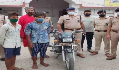 शोसल मीडिया पर  लड़की बन दोस्ती की, फिर मिलने भी बुलाया और दिया लूट को अंजाम