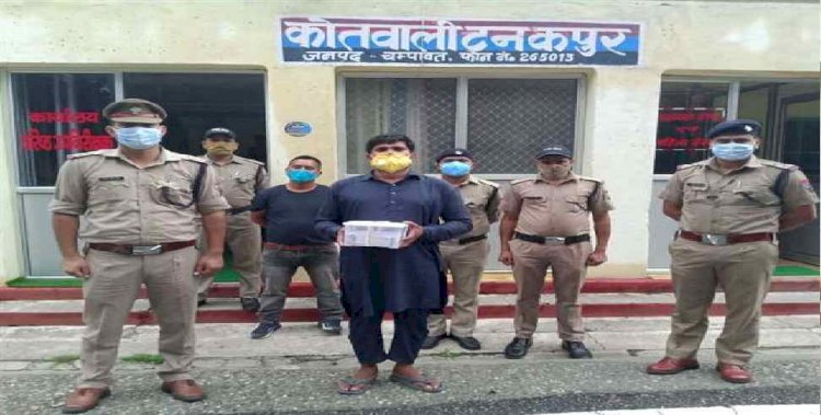 उत्तराखंड: एक लाख के नकली नोटों के साथ एक व्यक्ति गिरफ्तार