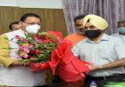 धामी की धमक: उत्तराखंड के नए मुख्य सचिव पहुंच भी गए उत्तराखंड, सीएम से की मुलाकात