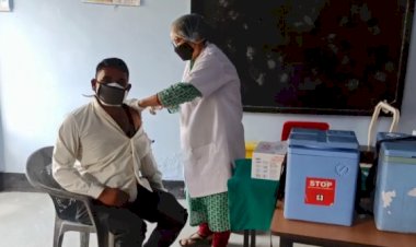 चमोली: इन विकासखंडों में वैक्सीनेशन की रफ्तार हुई सुस्त, बार- बार काटने पड़ रहे हैं वैक्सीन के लिए चक्कर