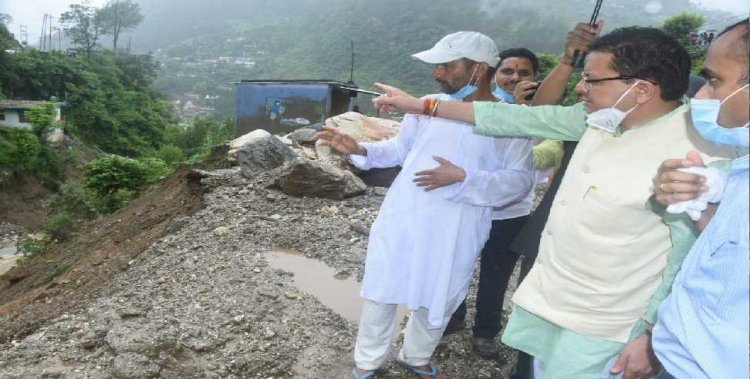 सीएम की दो टूक: जन समस्याओं का समाधान जिलों में करें, 'देहरादून' आईं तो जिले के अफसर होंगे जिम्मेदार