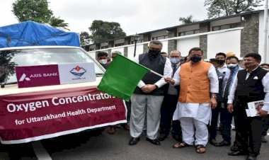 सीएम धामी  ने किया एक्सिस बैंक द्वारा दिये गये आक्सीजन कन्सन्ट्रेटर्स के वाहन को फ्लैग ऑफ