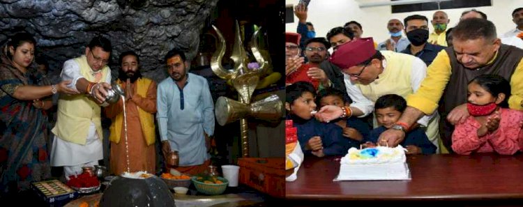 सीएम धामी ने कुछ यूं मनाया अपना जन्मदिन