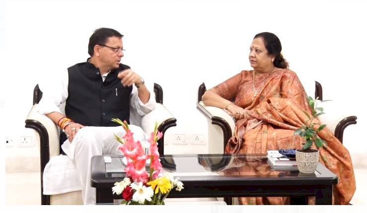 केन्द्रीय रेल एवं टेक्सटाइल राज्य मंत्री ने मुख्यमंत्री से की भेंट, राज्य में रेल संचालन एवं सुविधाओं के विकास पर हुई चर्चा