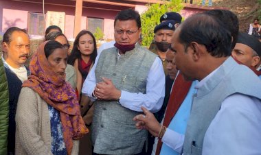 अल्मोड़ा में आपदा प्रभावितों से मिले सीएम धामी, मदद और सांत्वना दी