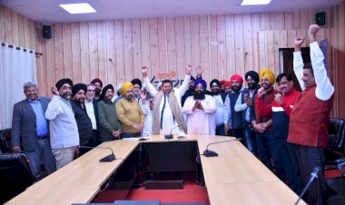 हेमकुंड साहेब रोप वे के लिए विभिन्न गुरुद्वारों के प्रतिनिधियों ने मुख्यमंत्री का जताया आभार