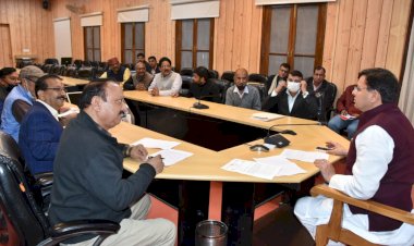 सरकार कर्मचारियों के हित में काम कर रही है; सीएम धामी