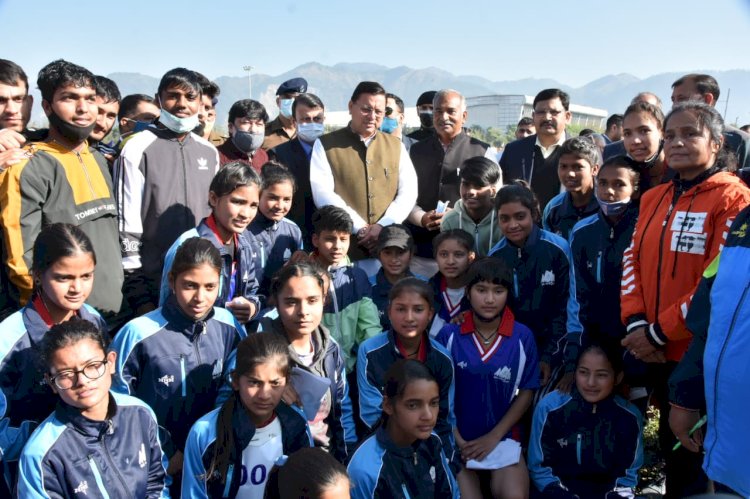दून के महाराणा प्रताप स्टेडियम में सीएम धामी ने किया खेल महाकुंभ-2021 का उद्घाटन