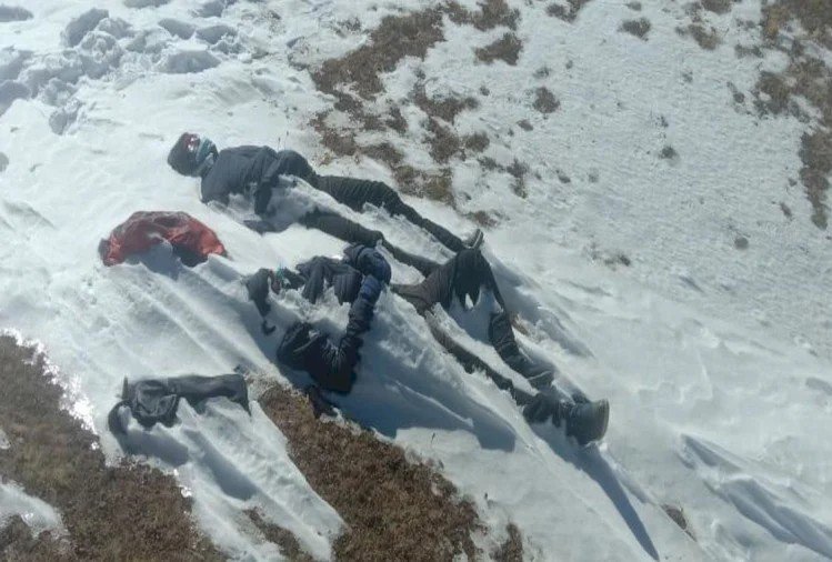 गौरसों बुग्याल में बर्फ में मिले दो पर्यटकों के शव