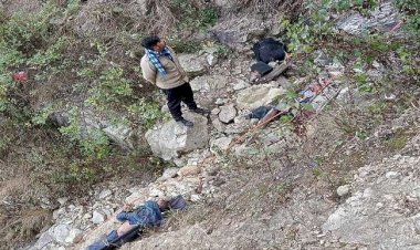 उत्तराखंड में भीषण दुर्घटना, बारात का वाहन खाई में गिरा, 11 बारातियों की मौत