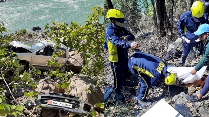 'अमंगलवार': उत्तराखंड में आज तीन भीषण सड़क हादसों में 19 लोगों ने गंवाई जान