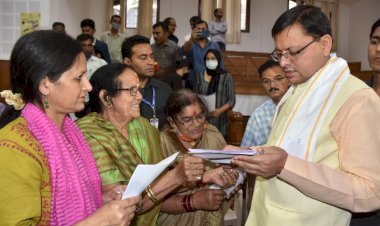 सीएम की अफसरों को दो टूक: लोगों को समस्याओं के निराकरण के लिये बार बार मुख्यमंत्री तक न आना पड़े