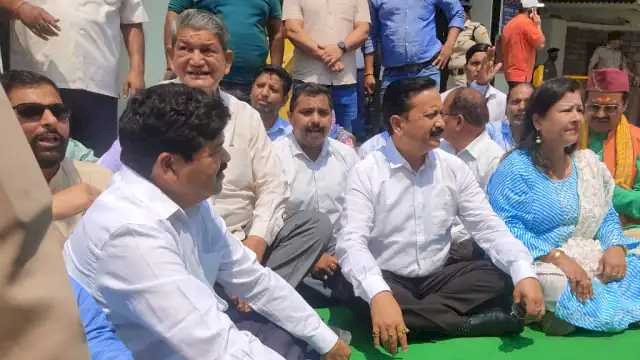 कांग्रेस में थमती नजर आ रही है असंतोष की रार, नहीं हुई कथित बागियों की बैठक