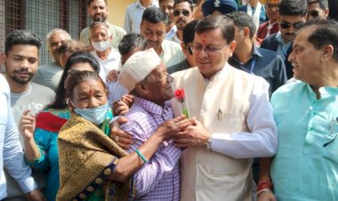 सीएम धामी ने  नैनीताल  क्लब में आम जनता की समस्याओं को सुना