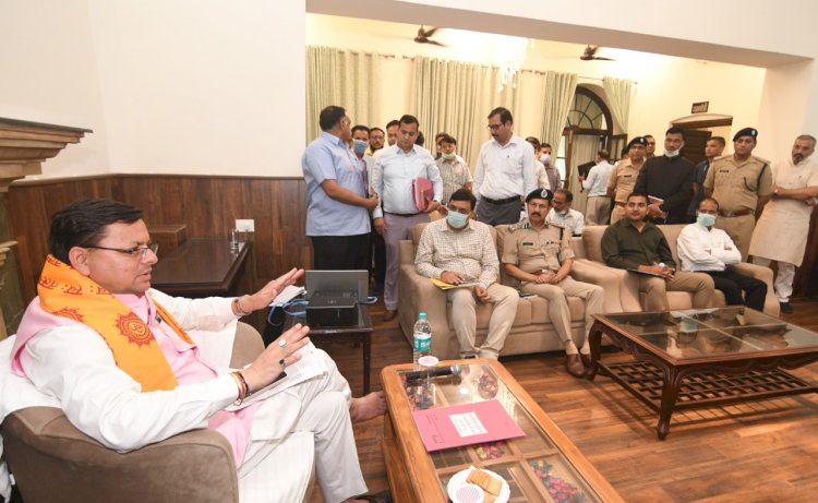 सीएम ने की हरिद्वार के विकास कार्यों की समीक्षा