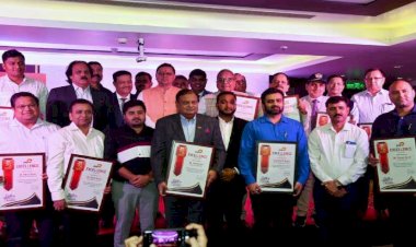 मुख्यमंत्री ने किया विभिन्न क्षेत्रों में सराहनीय योगदान देने वालों का सम्मान