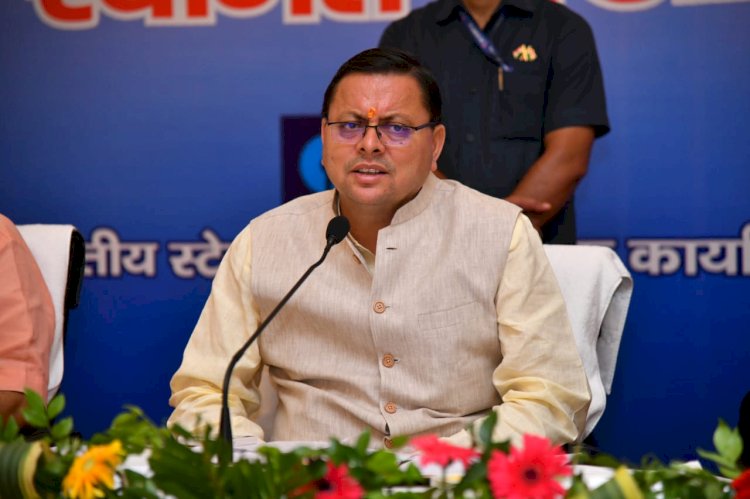 तय समय पर काम पूरे हों: सीएम पुष्कर सिंह धामी