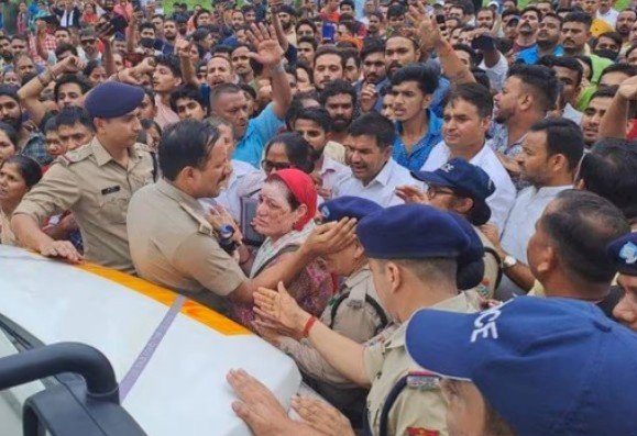 प्राथमिक पोस्टमार्टम रिपोर्ट में अंकिता के साथ मारपीट के सबूत मिले