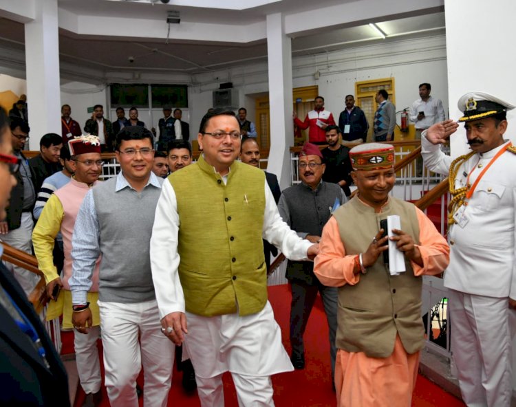 सात दिन का शीतकालीन सत्र सिर्फ दो दिन में अनिश्चितकाल के लिए स्थगित