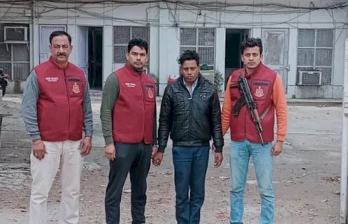 बिहार के जहरीली शराब मामले में वांछित युवक दिल्ली से गिरफ्तार