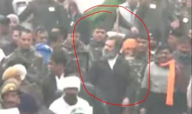 Bharat Jodo Yatra: जम्मू-कश्मीर में यात्रा शुरू होते ही पहली बार जैकेट में दिखे राहुल गांधी