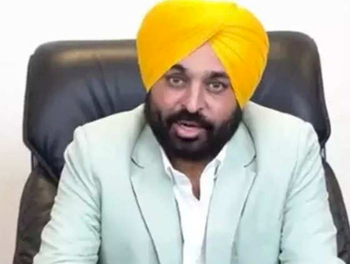 मुख्यमंत्री के नेतृत्व में मंत्रालय द्वारा मिल्कफैड और मिल्क यूनियनों में ग्रुप सी और डी के 500 पद भरने के लिए हरी झंडी