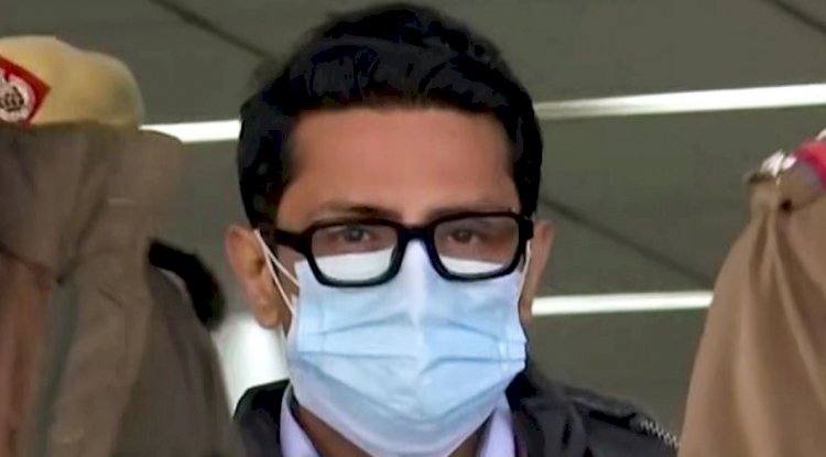 "महिला ने अपनी सीट पर पेशाब किया, मैंने नहीं किया",  गिरफ्तार आदमी ने शंकर मिश्रा दिल्ली कोर्ट को बताया