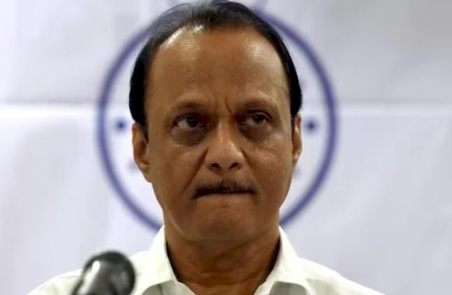पुणे में चौथी मंजिल से लिफ्ट गिरने से NCP नेता अजित पवार बाल-बाल बचे
