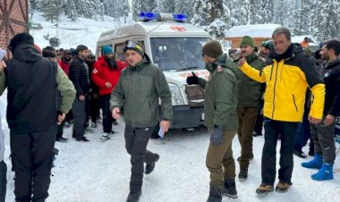 घातक हिमस्खलन के कारण कश्मीर स्की रिसॉर्ट में 2 विदेशियों की मौत