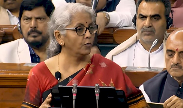 बजट 2023 : वित्त मंत्री निर्मला सीतारमण ने पेश किया सरकार का आखिरी पूर्ण बजट, जानें सभी घोषणाएं 
