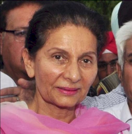 पटियाला से सांसद परनीत कौर को कांग्रेस ने किया निलंबित