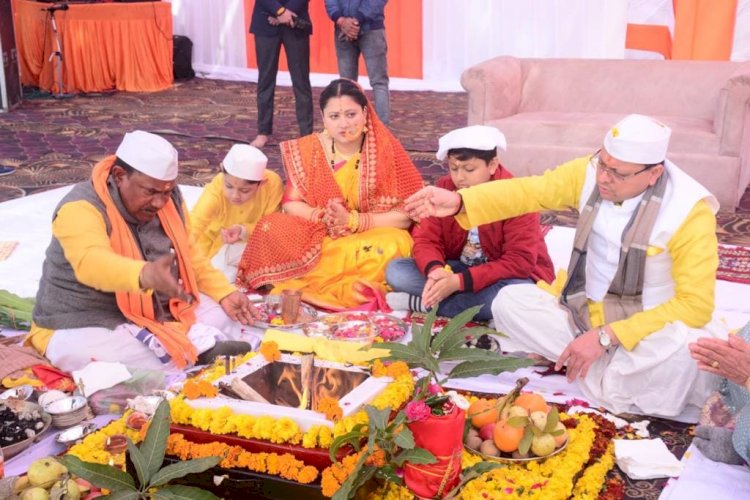पारंपरिक विधि विधान से हुआ सीएम धामी के बेटे का यज्ञोपवीत संस्कार