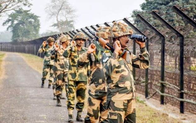 पंजाब के अमृतसर सेक्टर में बीएसएफ ने ड्रोन मार गिराया